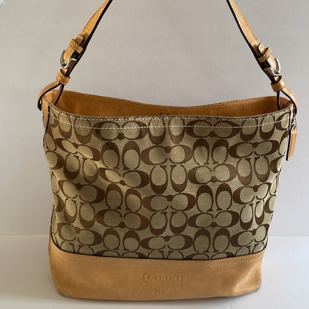 Coach Vintage Hamptons Signature Hobo Khaki Tan - Picture 2 of 13